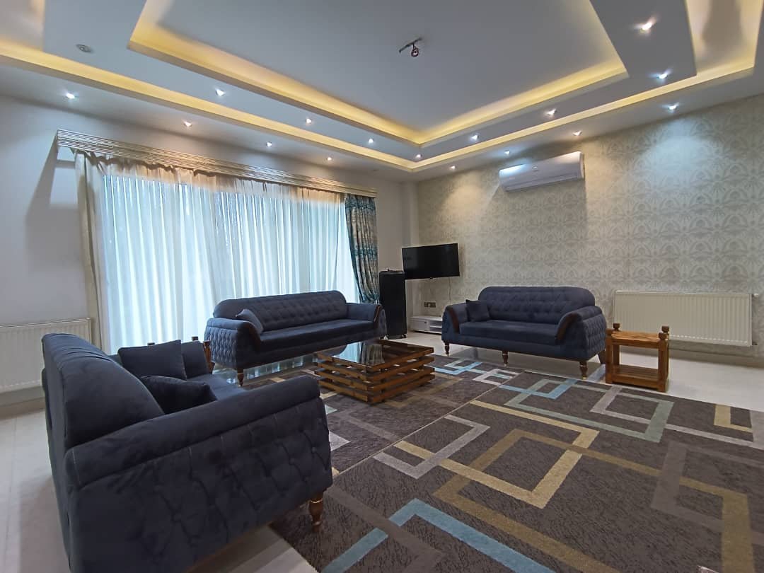 ویلا سه خوابه جنگلی استخردار آبگرم آرتیان