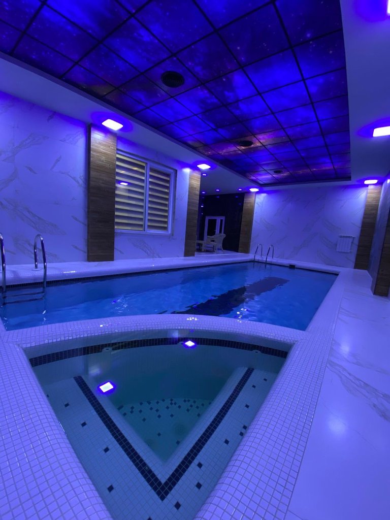 ویلا سه خوابه تریپلکس استخردار عمارت رُز