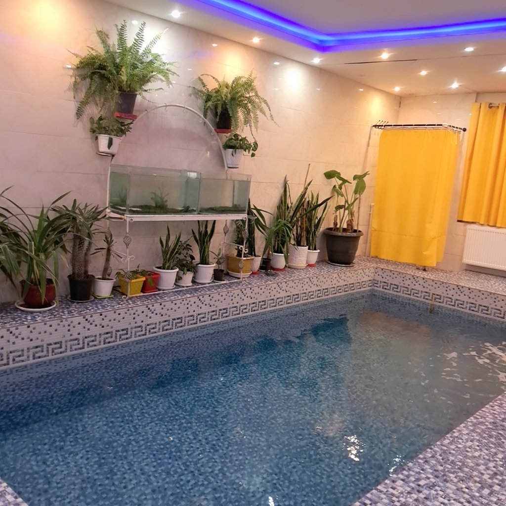 ویلا یک خوابه استخردار آبگرم کبوترآباد