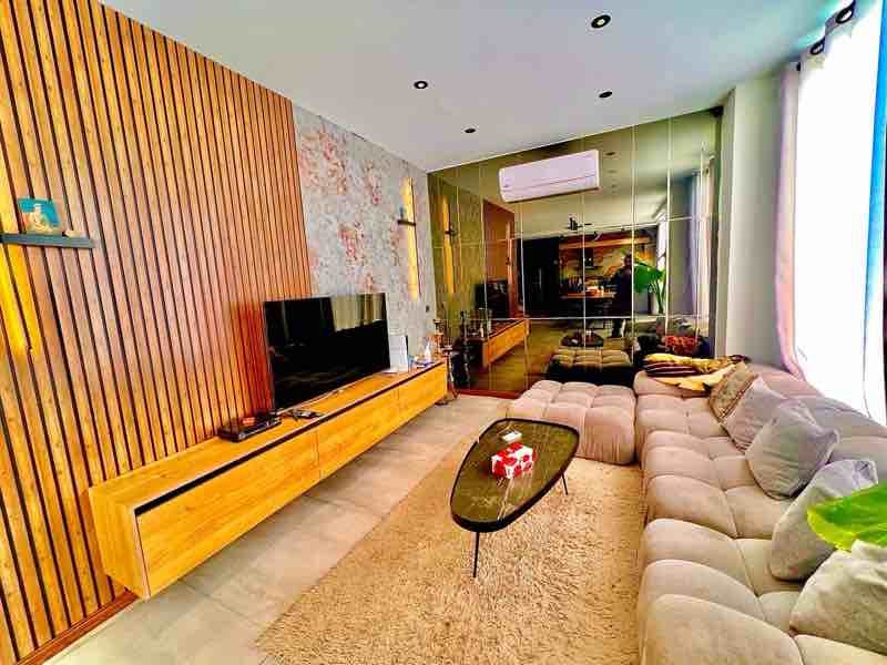 تریپلکس استخردار سه خوابه سانسوریا