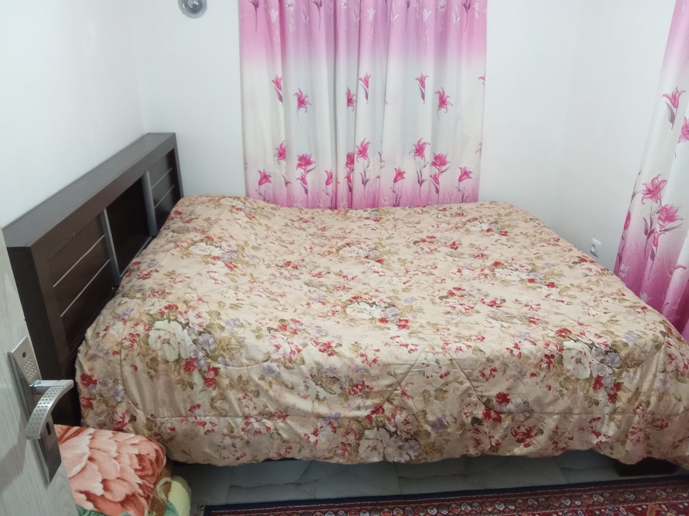 سوئیت یک خوابه دانش 7