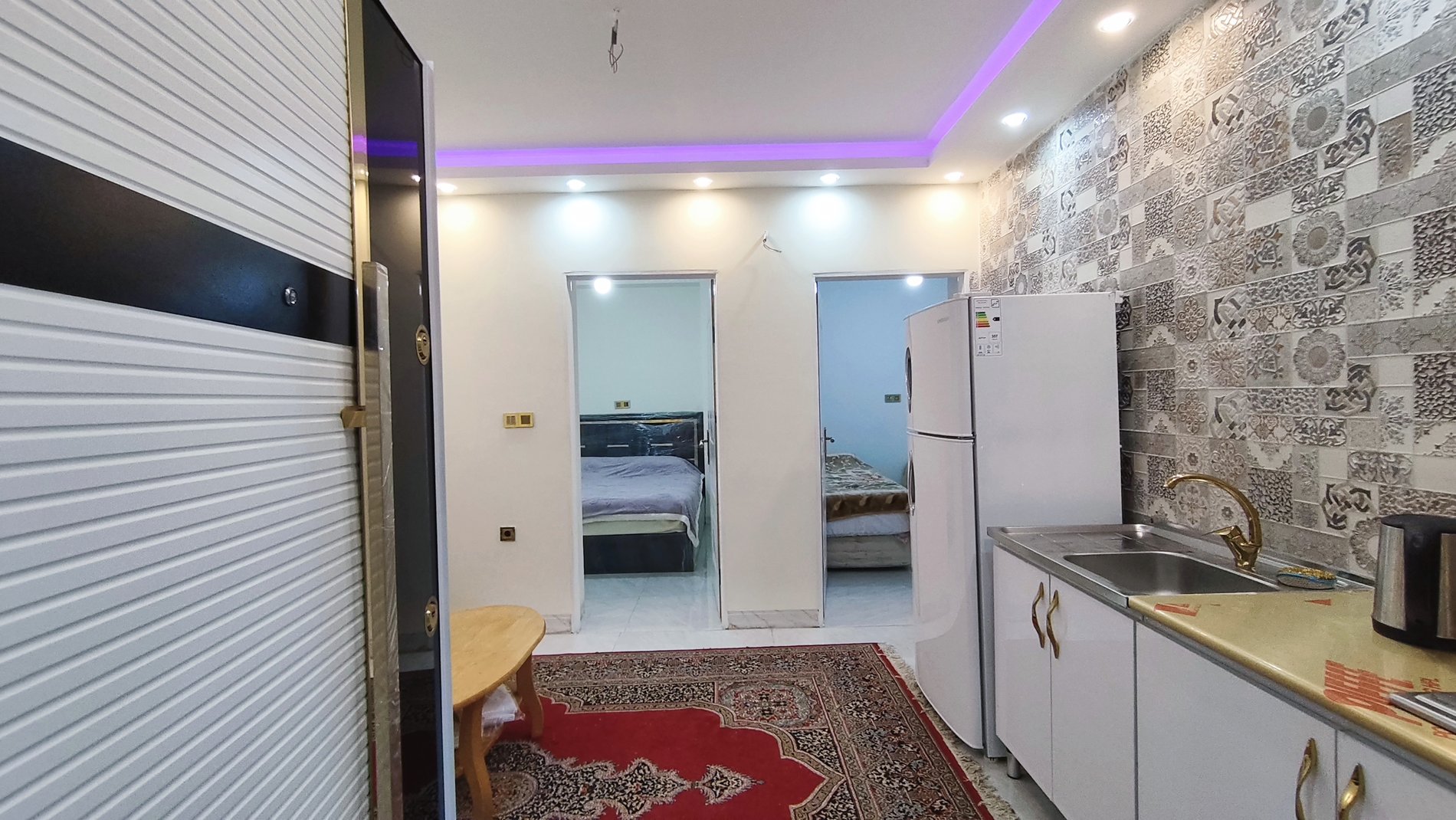 مجتمع اقامتی زندیه - واحد دوخوابه 102