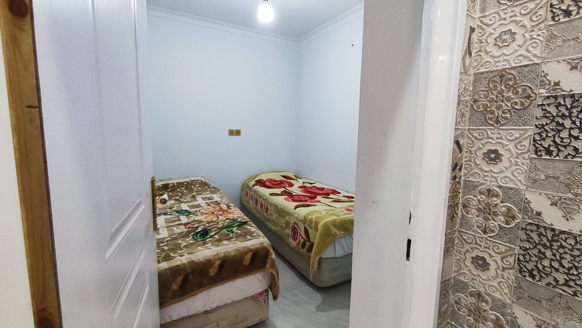 مجتمع اقامتی زندیه - واحد دوخوابه 102