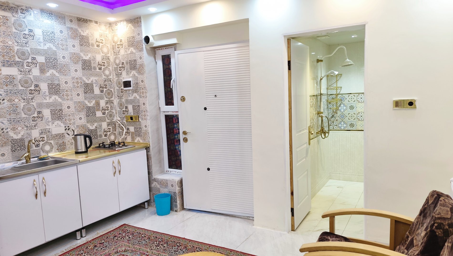 مجتمع اقامتگاهی زندیه - واحد دوخوابه 102