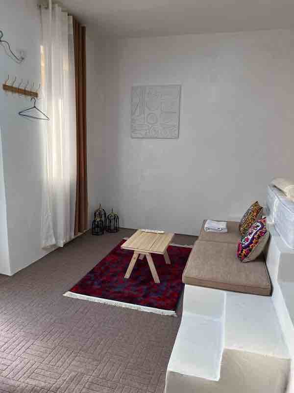 بوم گردی مدیترانه سمیره - واحد ۱ - انتخاب عنوان تصویر