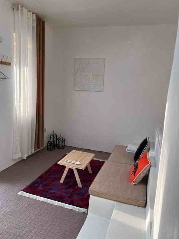 بوم گردی مدیترانه سمیره - واحد ۲ - انتخاب عنوان تصویر