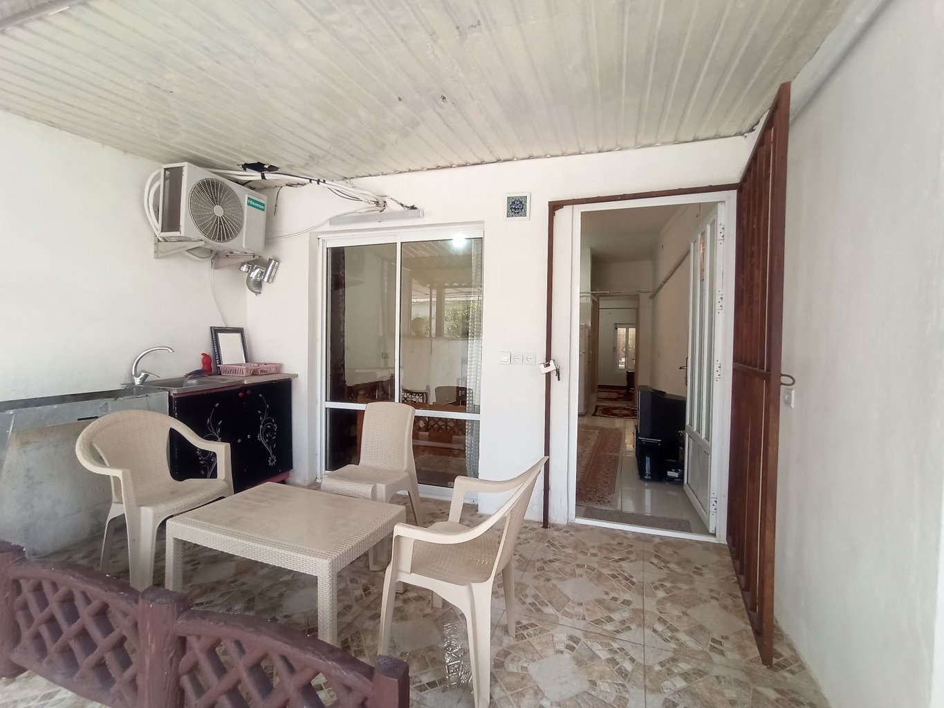 یک خوابه ساحلی آفتاب