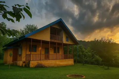 کلبه یک خوابه جنگلی جینگه