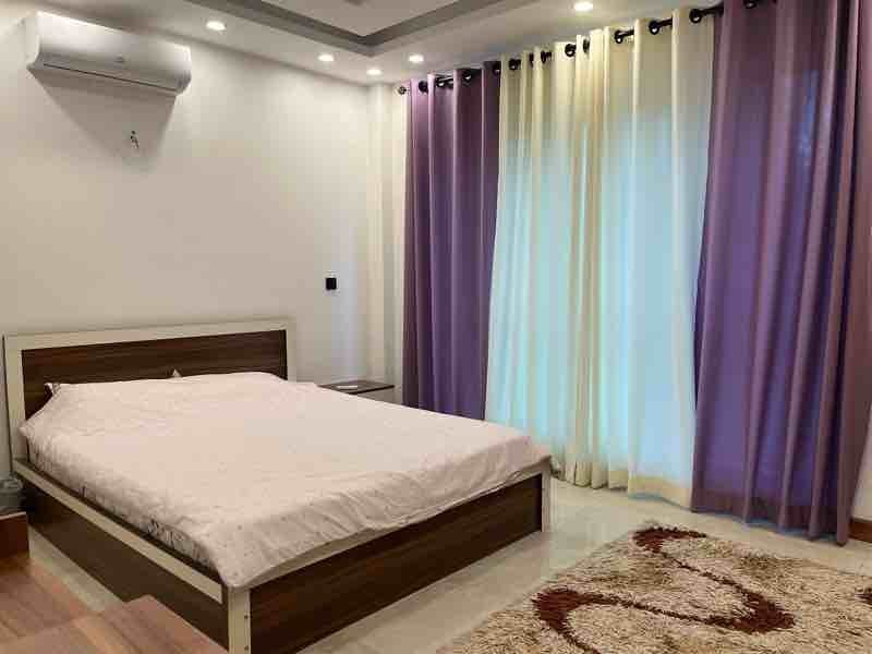 ویلا پنج خوابه تریپلکس استخردار آبگرم نگين جيسا