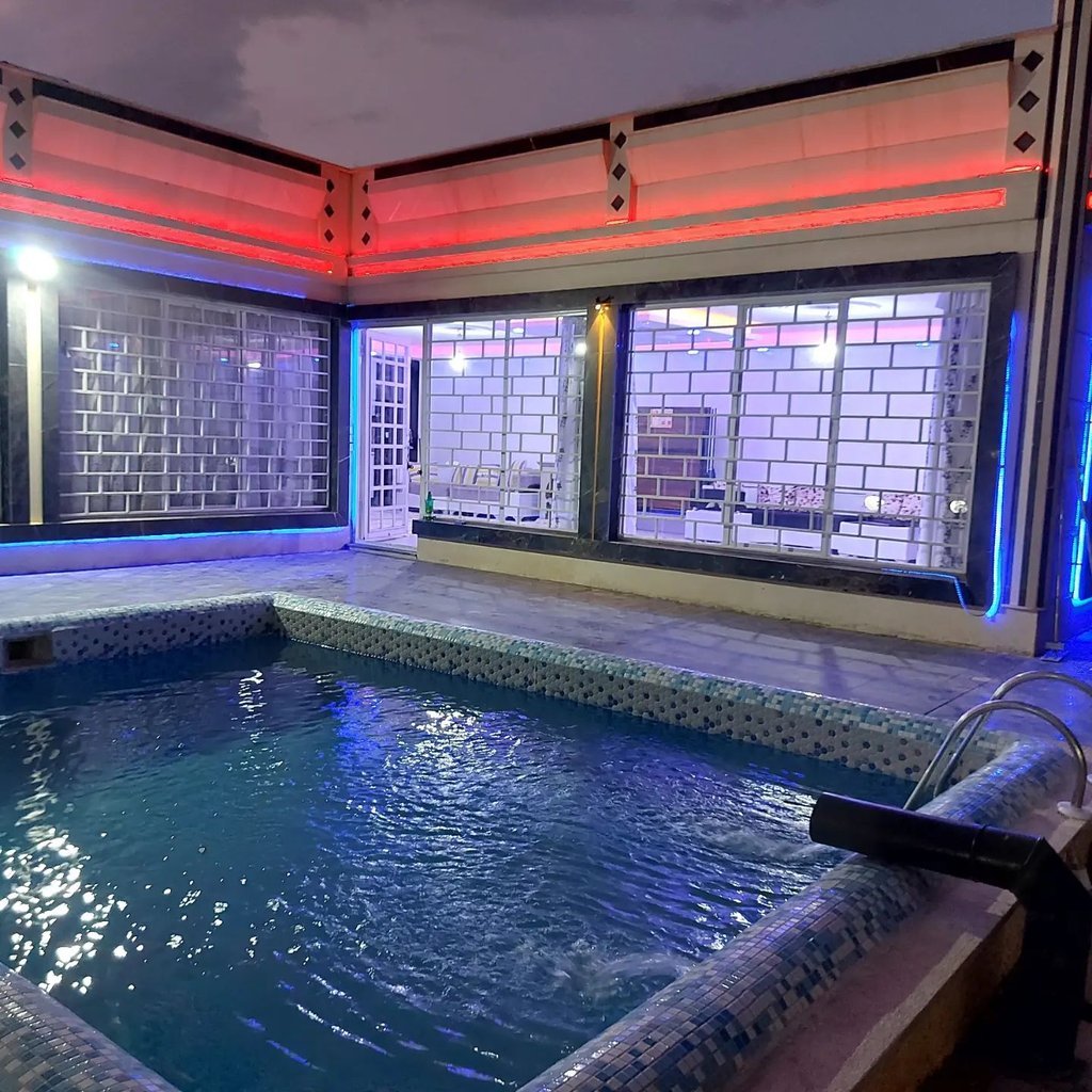 ویلا دوخوابه شقایق 12 -   