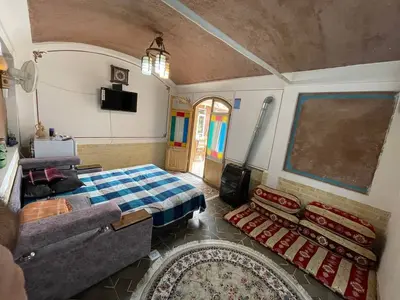 اقامتگاه سنتی کریمخان بیدگل - واحد 1