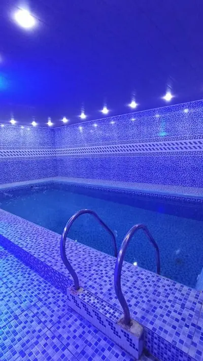 ویلا سه خوابه استخردار آبگرم تاج