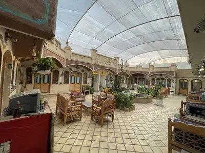 اقامتگاه سنتی کریمخان بیدگل - واحد 4