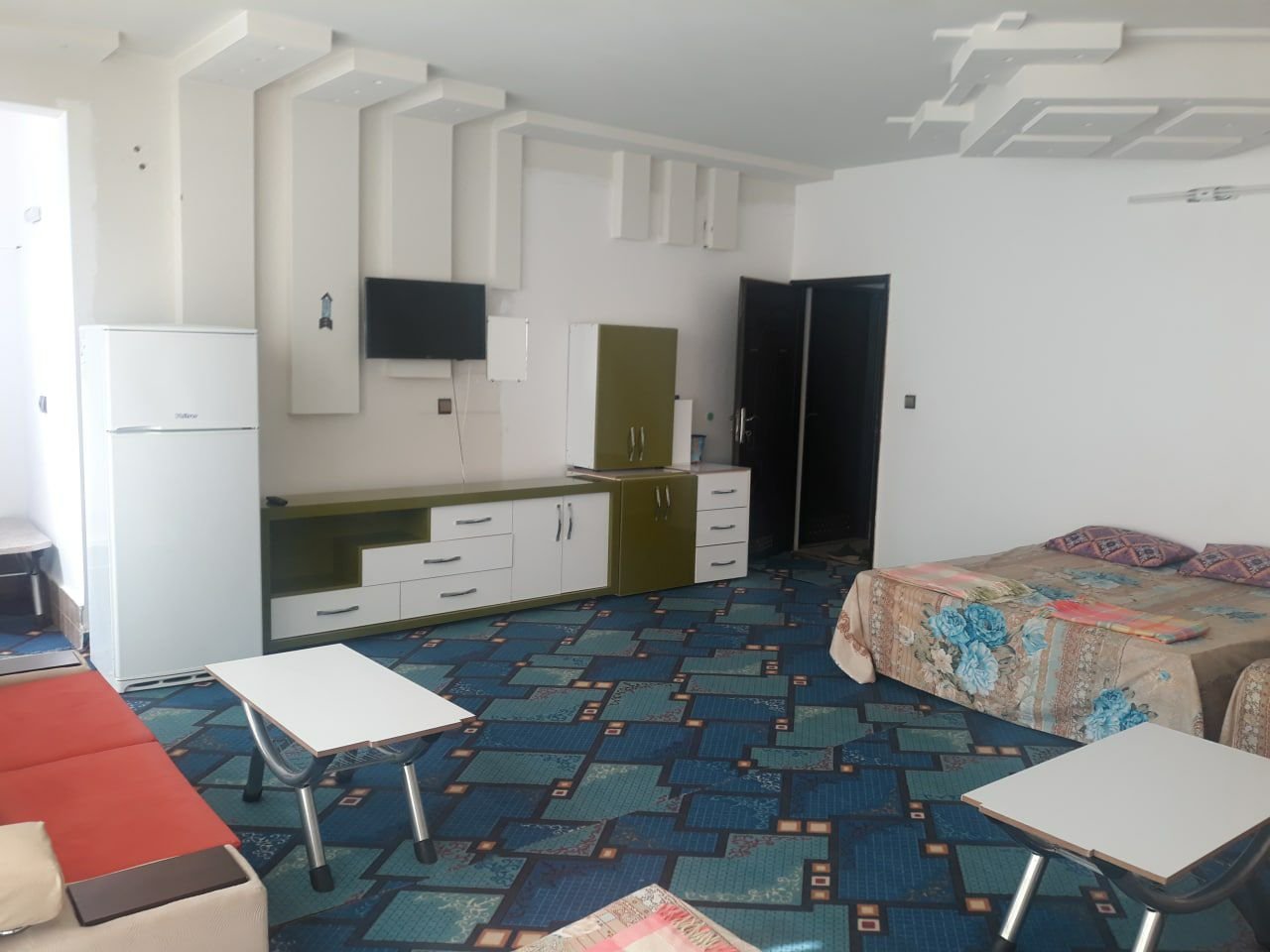 فلت مجلل واحد 9