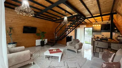 کلبه دوخوابه سوئیسی واران