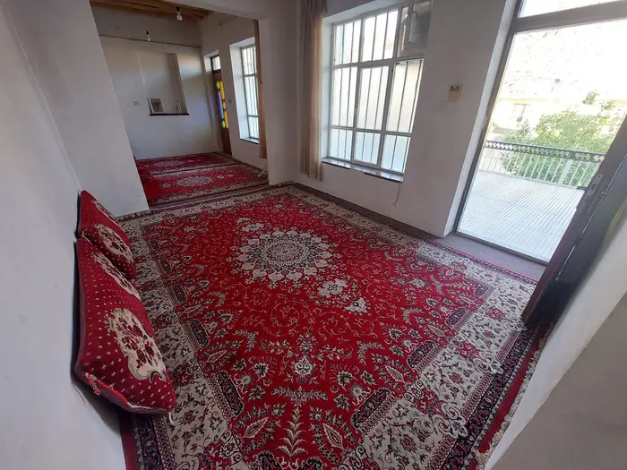 ویلا یک خوابه زاینده رود زیبا