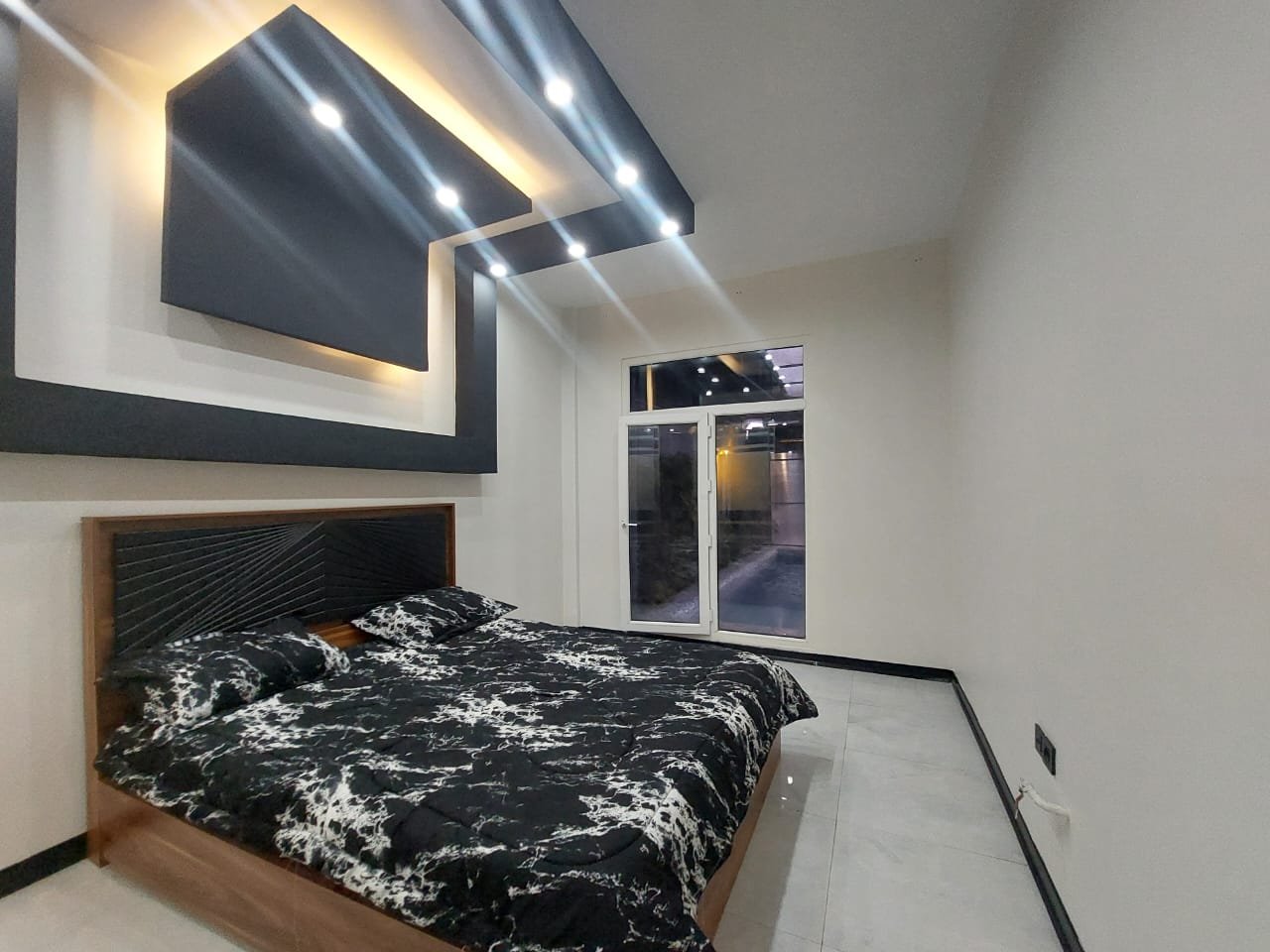 دوخوابه استخردارآبگرم بوستان