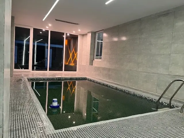 ویلا سه خوابه تریبلکس استخردار آبگرم زمان