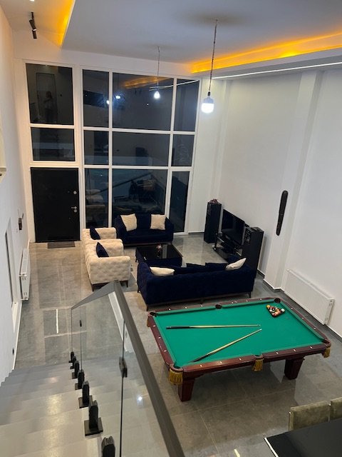 ویلا سه خوابه تریبلکس استخردار آبگرم زمان