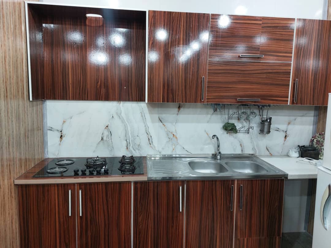 کلبه یک خوابه چوبی پدری