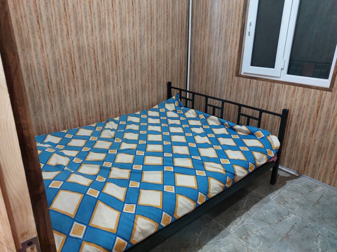 کلبه یک خوابه چوبی پدری