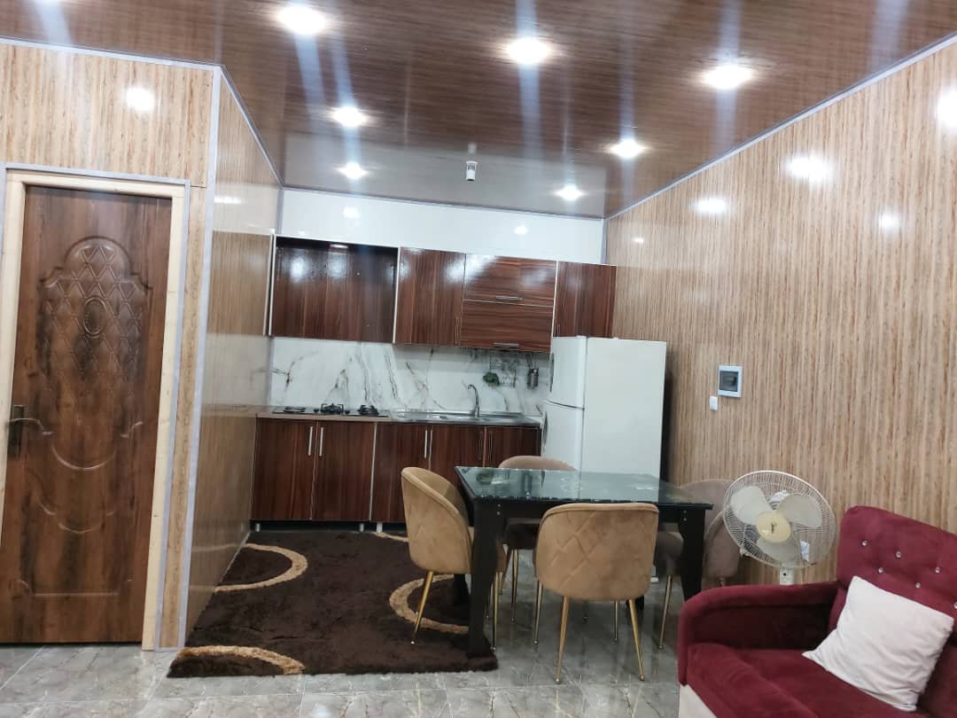 کلبه یک خوابه چوبی پدری