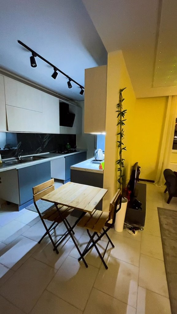 آپارتمان دوخوابه فاز ۱۱