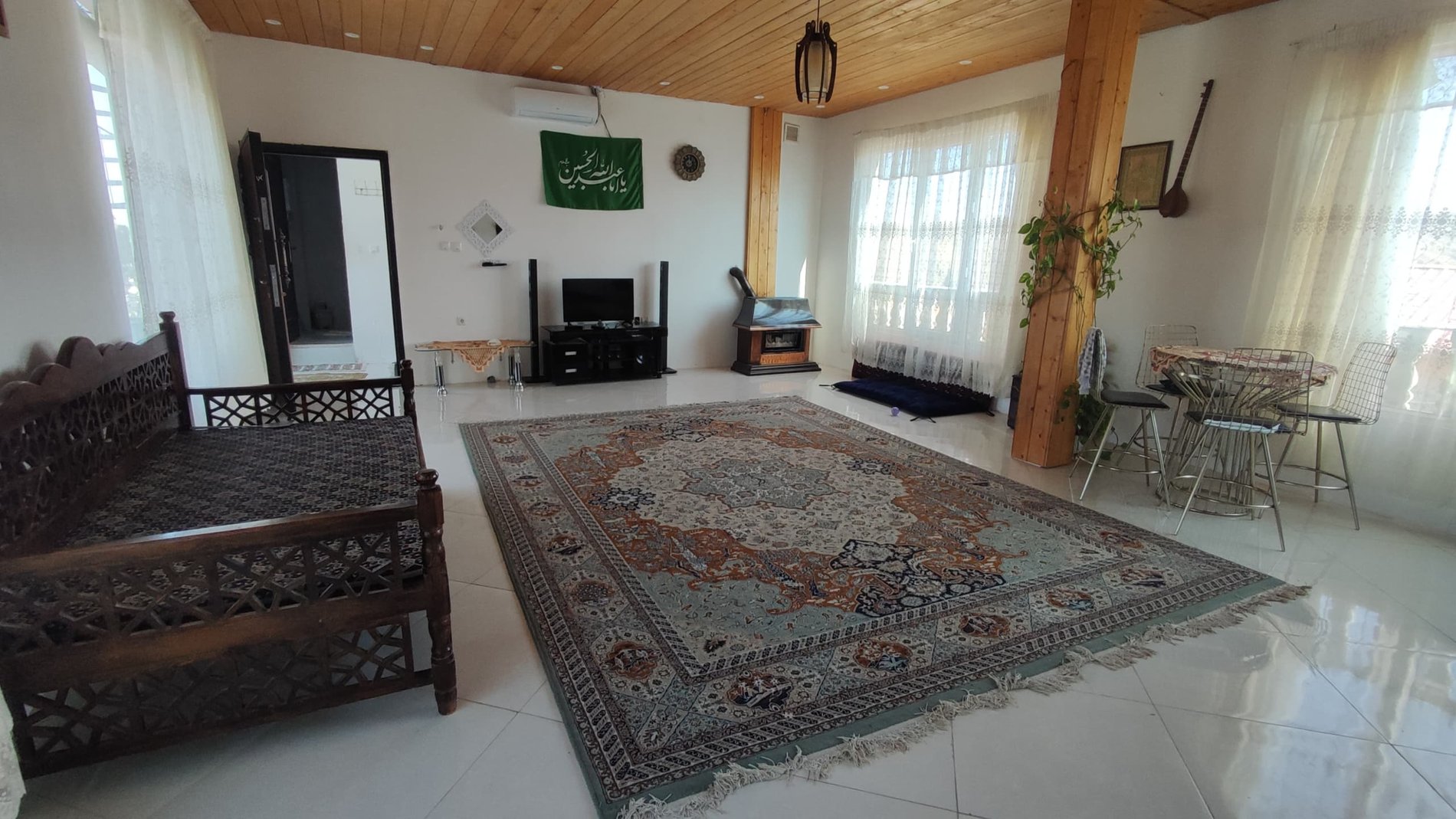 دوخوابه تریپلکس استخردار آبگرم مایان