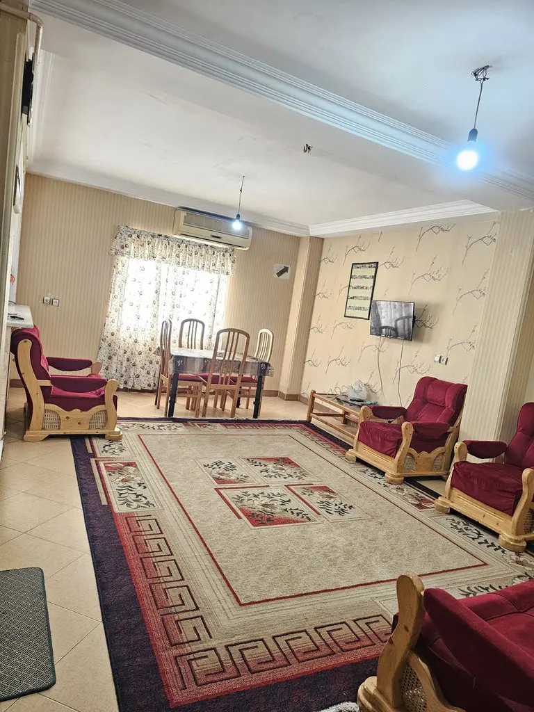 آپارتمان دوخوابه گل ریحان 1