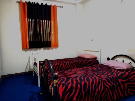 آپارتمان دوخوابه گل ریحان 1