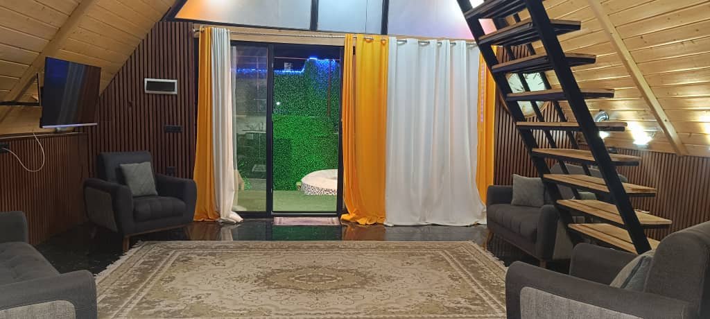 کلبه یک خوابه سوئیسی امیران