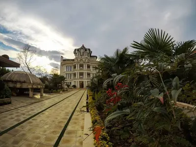 ویلا شش خوابه استخردار آبگرم ساحلی کاخ تچرا