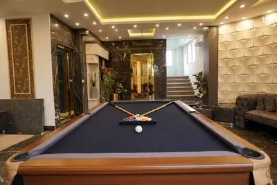 ویلا شش خوابه استخردار آبگرم ساحلی کاخ تچرا