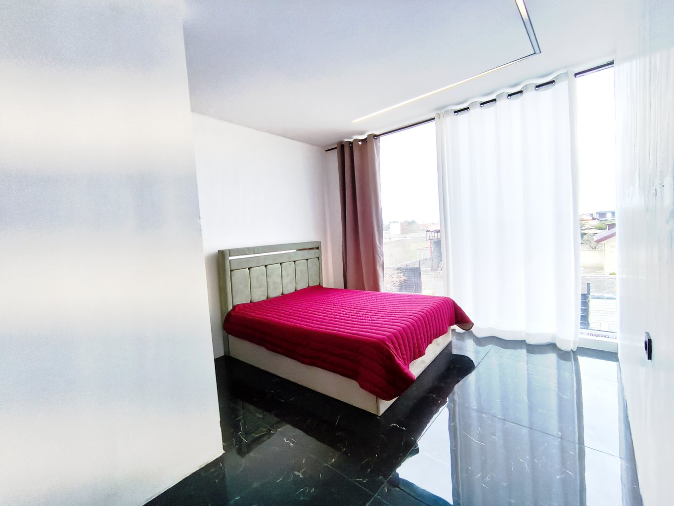 ویلا سه خوابه استخر آبگرم ناز پناه