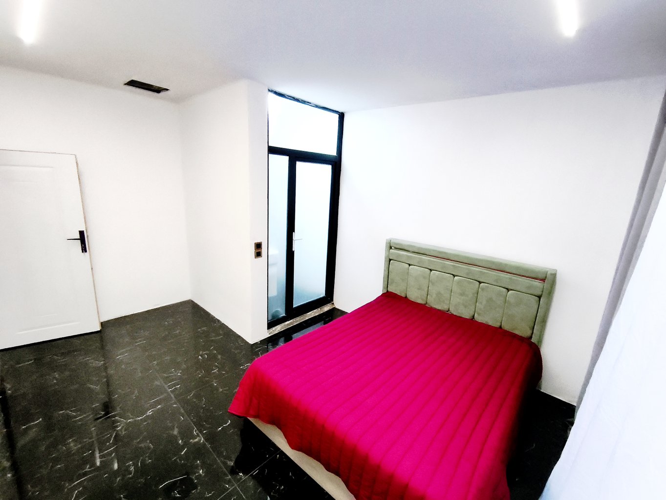 ویلا سه خوابه استخر آبگرم ناز پناه