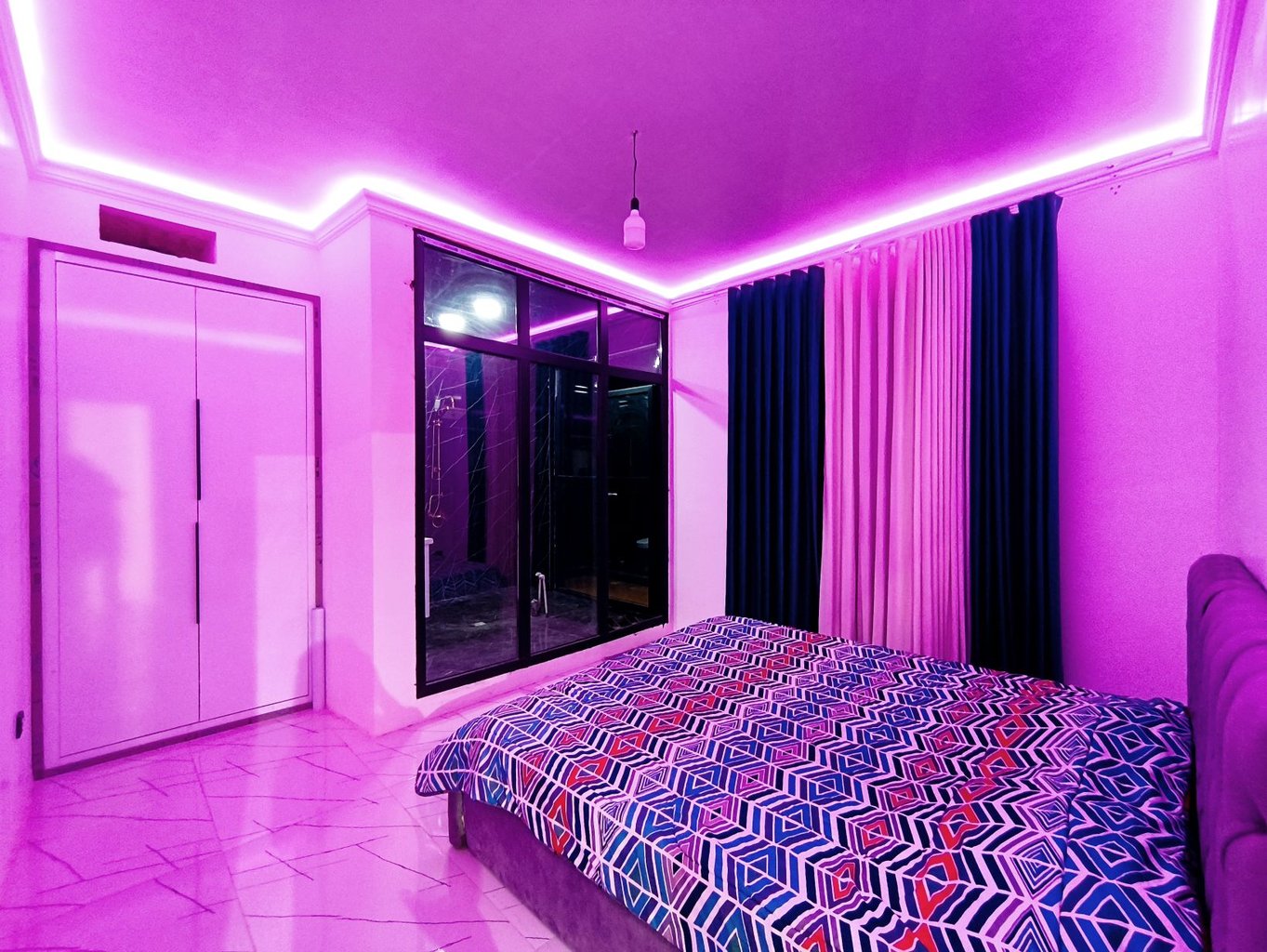 دوخوابه استخردار آبگرم نیل 1