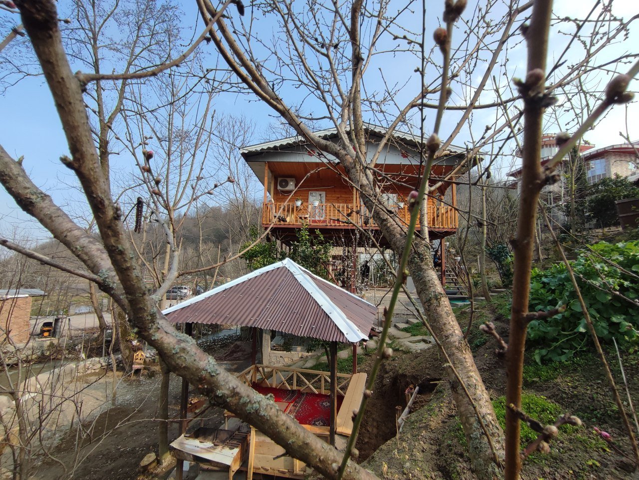 کلبه دوخوابه چوبی شهاب