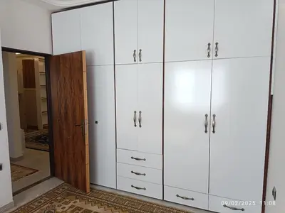 آپارتمان دوخوابه حسین