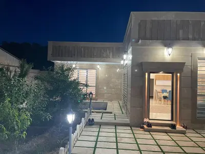 ویلا ویلا  دو خواب چهارباغ - پارسا