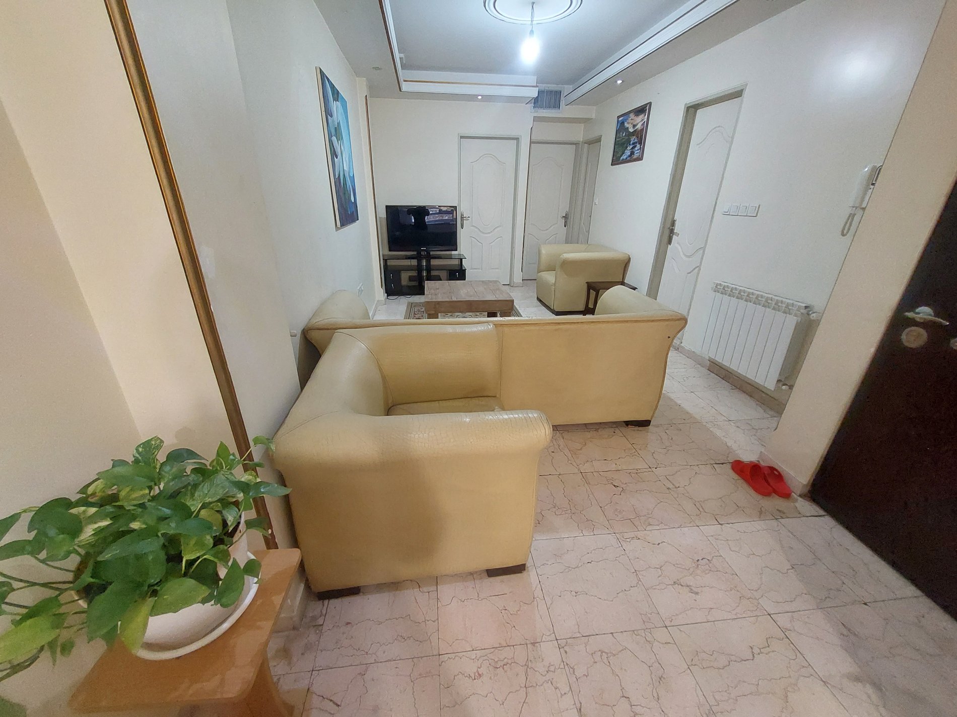 آپارتمان دوخوابه آریان پونک