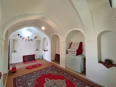 اقامتگاه سنتی تیارا 1 - واحد طارمه