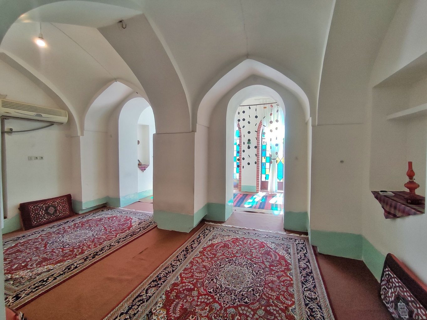 اقامتگاه سنتی تیارا 1 - واحد شاهنشین