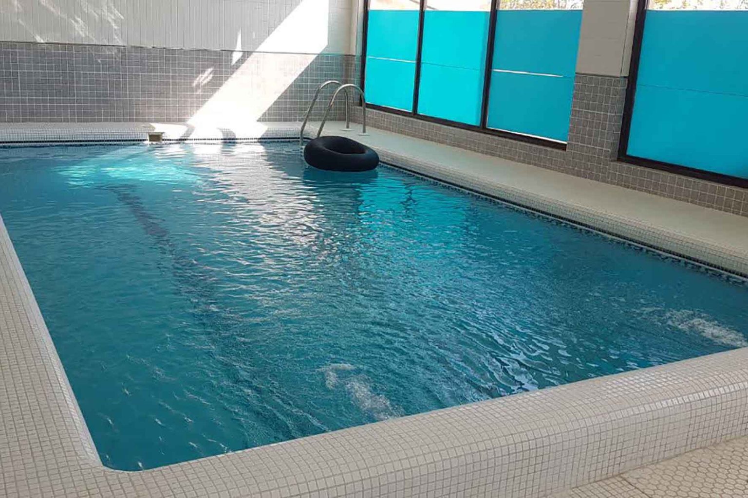 ویلا دوخوابه استخردار آبگرم ممتاز