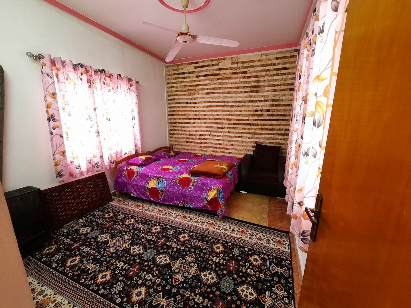 یک خوابه آزادی ۴۲