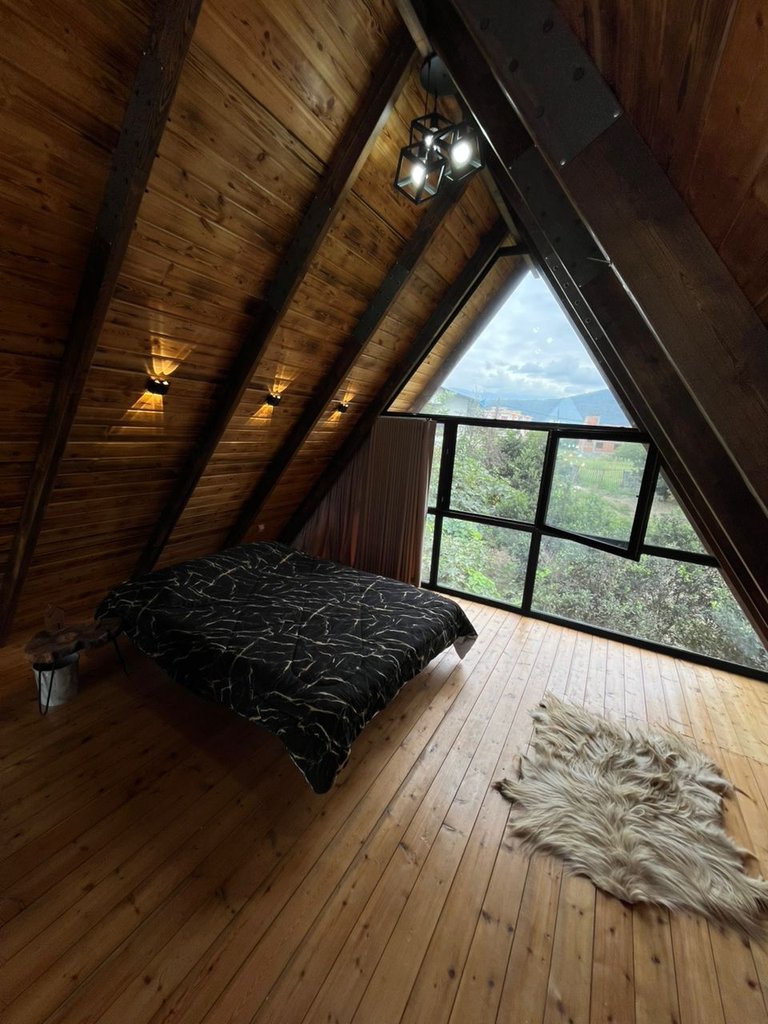 کلبه دوخوابه دوبلکس چوبی هاوراز