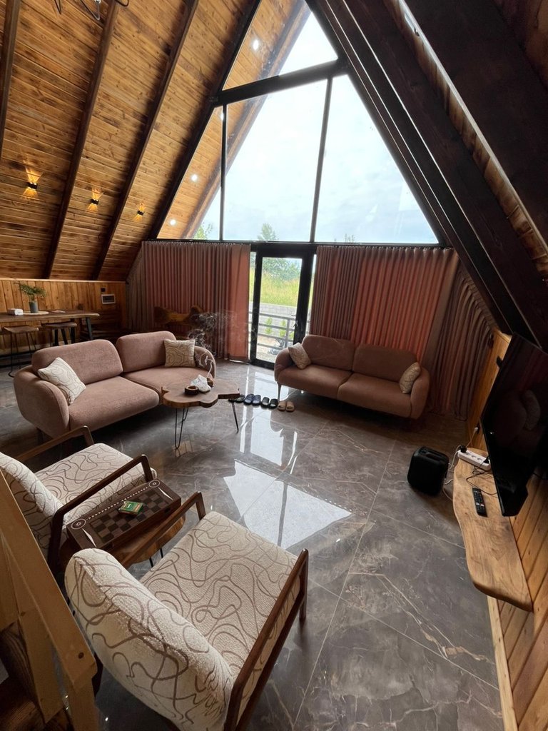 کلبه دوخوابه دوبلکس چوبی هاوراز