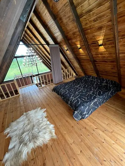 کلبه دوخوابه دوبلکس چوبی هاوراز