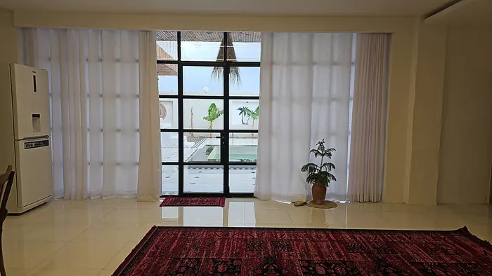 ویلا سه خوابه استخردار عمارت رستم