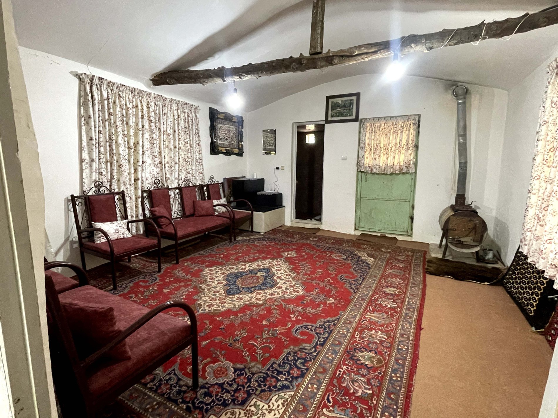 کلبه باغی توکا