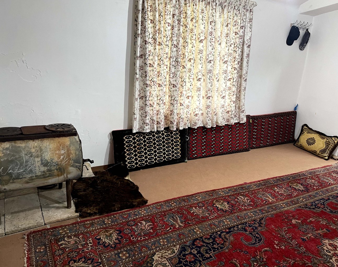 کلبه باغی توکا